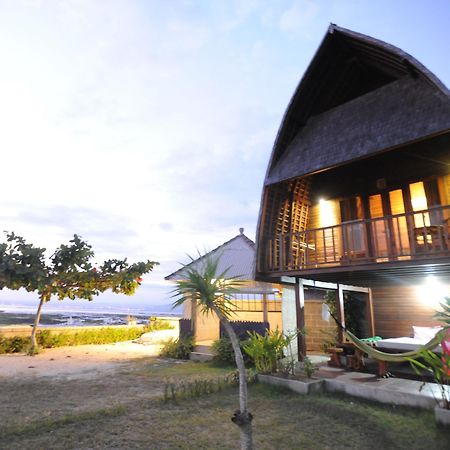 Suka Beach Bungalow Lembongan Εξωτερικό φωτογραφία